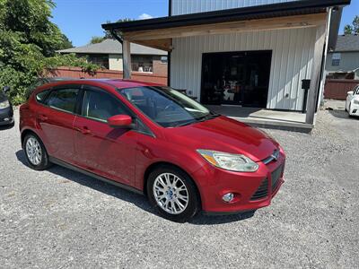 2012 Ford Focus SE   - Photo 1 - Hopkinsville, KY 42240