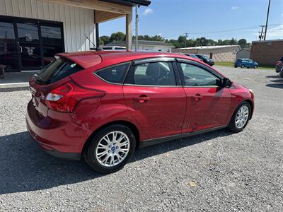 2012 Ford Focus SE   - Photo 6 - Hopkinsville, KY 42240