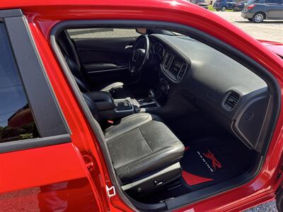 2019 Dodge Charger SXT   - Photo 9 - Hopkinsville, KY 42240