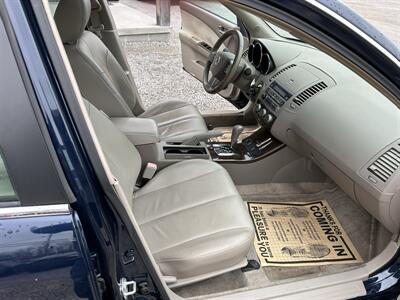 2005 Nissan Altima 3.5 SE   - Photo 10 - Hopkinsville, KY 42240