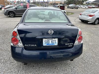 2005 Nissan Altima 3.5 SE   - Photo 5 - Hopkinsville, KY 42240
