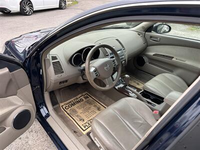 2005 Nissan Altima 3.5 SE   - Photo 11 - Hopkinsville, KY 42240