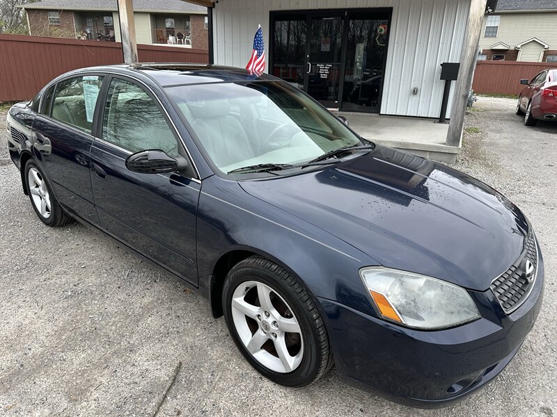 2005 Nissan Altima 3.5 SE  
