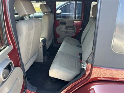 2007 Jeep Wrangler Unlimited Sahara   - Photo 8 - Hopkinsville, KY 42240