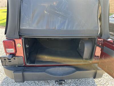 2007 Jeep Wrangler Unlimited Sahara   - Photo 9 - Hopkinsville, KY 42240