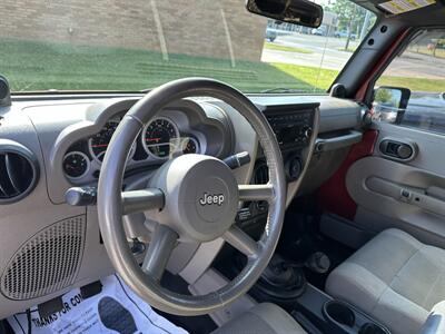 2007 Jeep Wrangler Unlimited Sahara   - Photo 12 - Hopkinsville, KY 42240