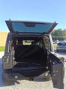 2018 Jeep Wrangler Unlimited Sport   - Photo 11 - Hopkinsville, KY 42240