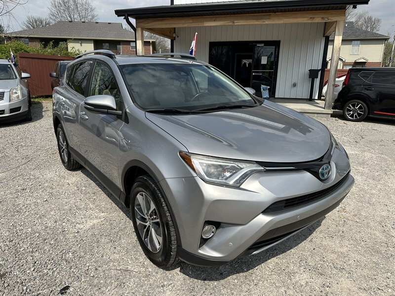 2017 Toyota RAV4 Hybrid LE Plus   - Photo 1 - Hopkinsville, KY 42240