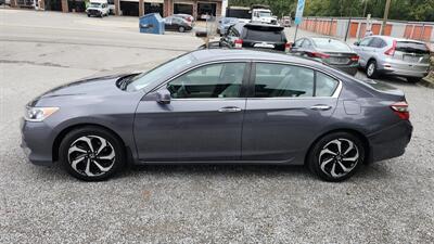 2017 Honda Accord EXL   - Photo 4 - Hopkinsville, KY 42240