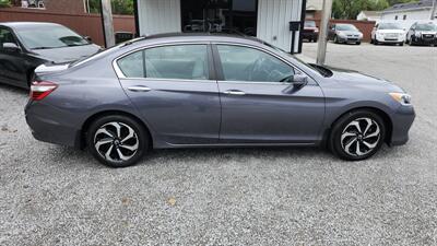 2017 Honda Accord EXL   - Photo 6 - Hopkinsville, KY 42240