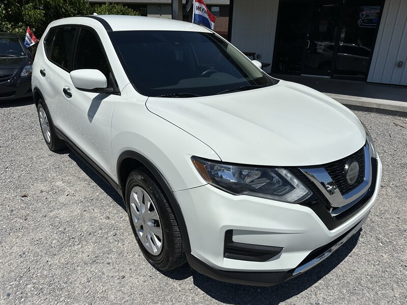 2020 Nissan Rogue S   - Photo 1 - Hopkinsville, KY 42240
