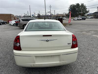 2008 Chrysler 300 Series Touring   - Photo 5 - Hopkinsville, KY 42240