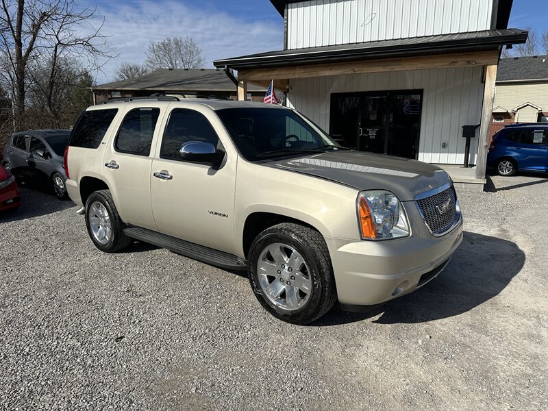 2013 GMC Yukon SLT   - Photo 1 - Hopkinsville, KY 42240