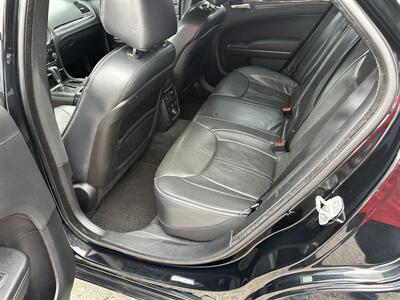 2013 Chrysler 300C John Varvatos Luxury Edition   - Photo 8 - Hopkinsville, KY 42240