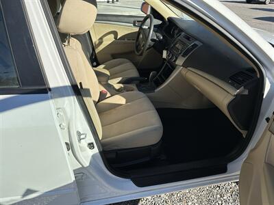 2010 Hyundai SONATA GLS   - Photo 9 - Hopkinsville, KY 42240