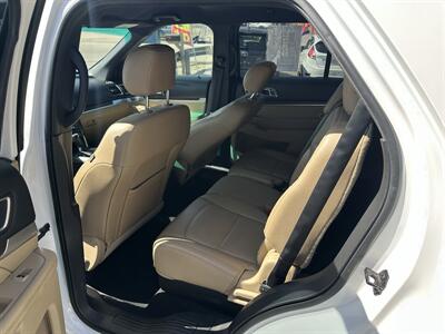 2017 Ford Explorer Limited   - Photo 8 - Hopkinsville, KY 42240