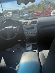 2011 Toyota Camry   - Photo 5 - Hopkinsville, KY 42240