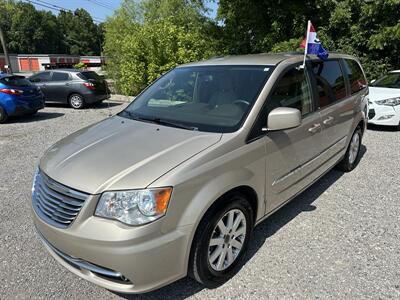 2013 Chrysler Town & Country Touring   - Photo 3 - Hopkinsville, KY 42240