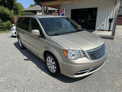 2013 Chrysler Town & Country Touring   - Photo 1 - Hopkinsville, KY 42240