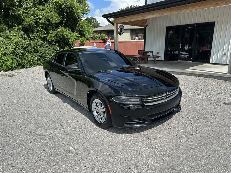 2015 Dodge Charger SE   - Photo 1 - Hopkinsville, KY 42240