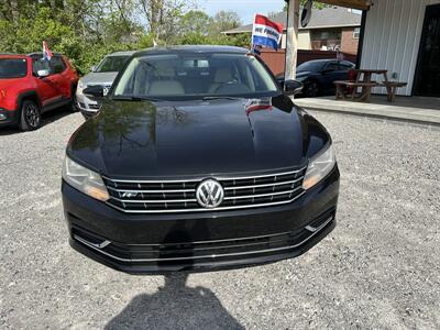 2018 Volkswagen Passat 2.0T S   - Photo 2 - Hopkinsville, KY 42240