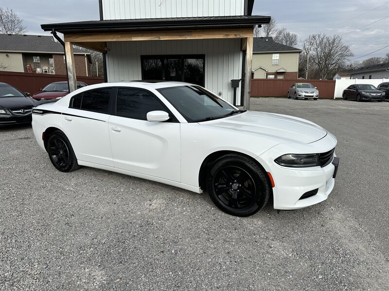 2019 Dodge Charger SXT   - Photo 1 - Hopkinsville, KY 42240