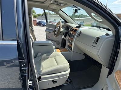 2008 Chrysler Aspen LIMITED   - Photo 11 - Hopkinsville, KY 42240