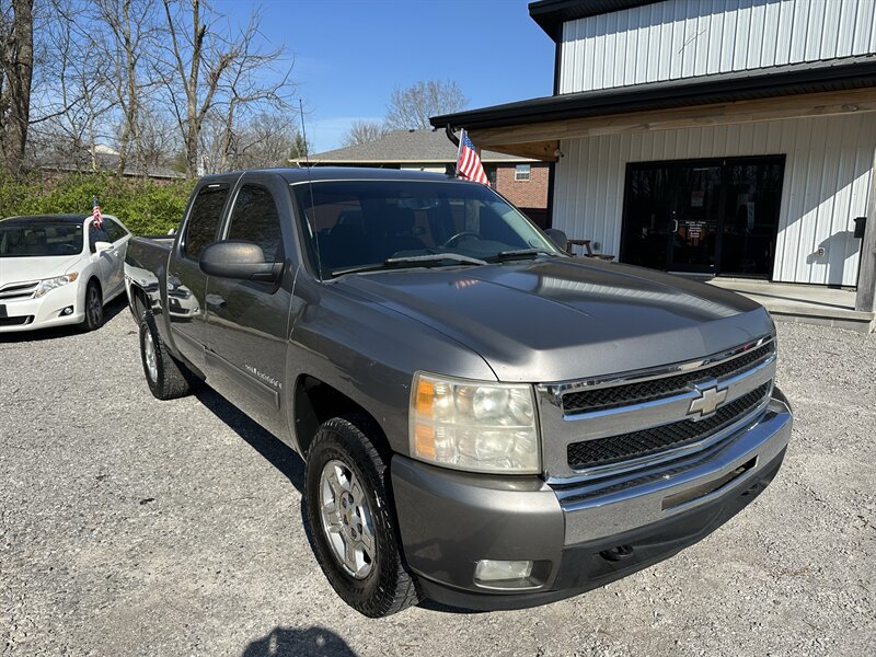 2009 Chevrolet Silverado 1500 LT   - Photo 1 - Hopkinsville, KY 42240