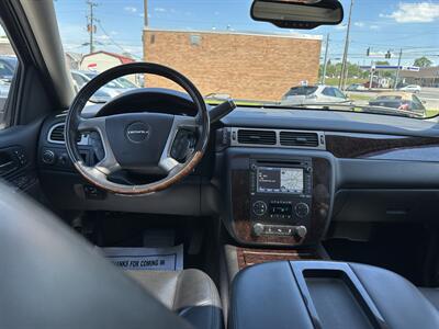 2014 GMC Yukon XL Denali   - Photo 12 - Hopkinsville, KY 42240