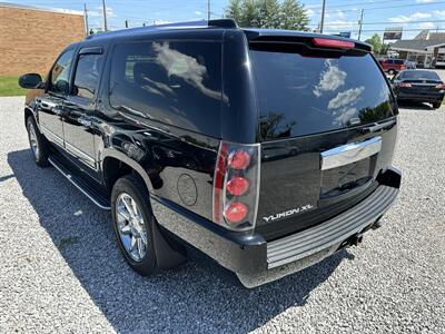 2014 GMC Yukon XL Denali   - Photo 4 - Hopkinsville, KY 42240