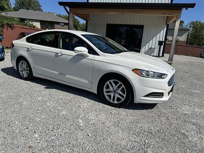 2016 Ford Fusion SE   - Photo 1 - Hopkinsville, KY 42240