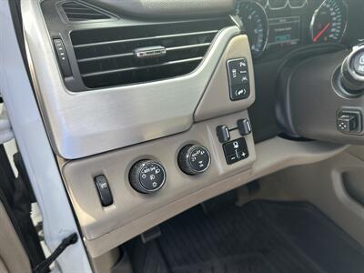 2018 GMC Yukon SLT   - Photo 11 - Hopkinsville, KY 42240