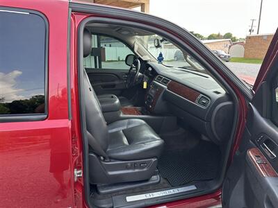 2014 Chevrolet Tahoe LTZ   - Photo 10 - Hopkinsville, KY 42240