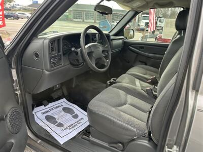 2007 GMC Sierra 1500 Classic Work Truck   - Photo 7 - Hopkinsville, KY 42240