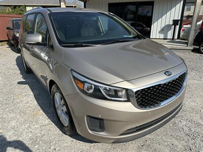 2017 Kia Sedona LX   - Photo 3 - Hopkinsville, KY 42240