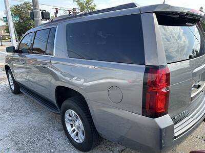 2018 Chevrolet Suburban LT   - Photo 4 - Hopkinsville, KY 42240