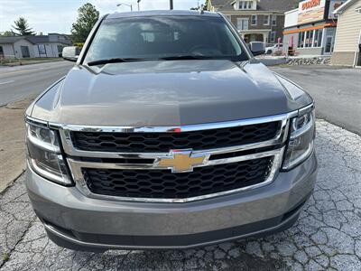 2018 Chevrolet Suburban LT   - Photo 2 - Hopkinsville, KY 42240