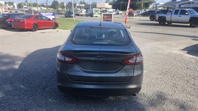 2014 Ford Fusion SE   - Photo 4 - Hopkinsville, KY 42240