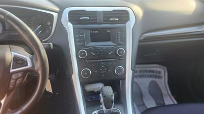 2014 Ford Fusion SE   - Photo 8 - Hopkinsville, KY 42240