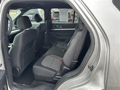 2017 Ford Explorer XLT   - Photo 7 - Hopkinsville, KY 42240