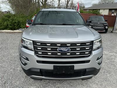 2017 Ford Explorer XLT   - Photo 2 - Hopkinsville, KY 42240