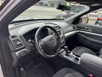 2017 Ford Explorer XLT   - Photo 11 - Hopkinsville, KY 42240