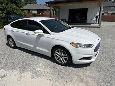 2016 Ford Fusion SE   - Photo 1 - Hopkinsville, KY 42240