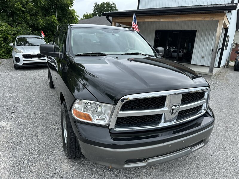 2009 Dodge Ram 1500 ST   - Photo 1 - Hopkinsville, KY 42240