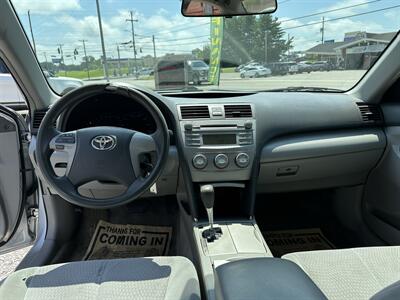 2011 Toyota Camry   - Photo 10 - Hopkinsville, KY 42240