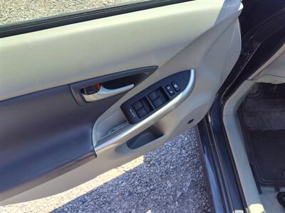2010 Toyota Prius I   - Photo 9 - Hopkinsville, KY 42240