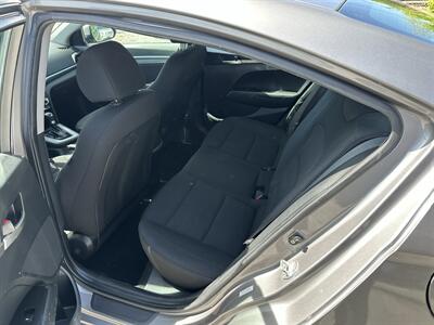 2020 Hyundai ELANTRA SE   - Photo 8 - Hopkinsville, KY 42240