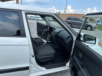 2010 Kia Soul +   - Photo 8 - Hopkinsville, KY 42240