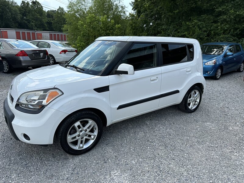 2010 Kia Soul +  