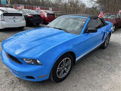 2011 Ford Mustang V6   - Photo 2 - Hopkinsville, KY 42240
